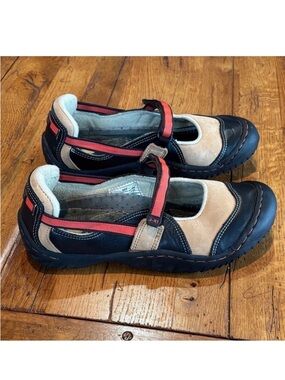 J-41 Rebirth Rugged Leather Mary Jane Terrain Waterproof Shoe Size 8 M